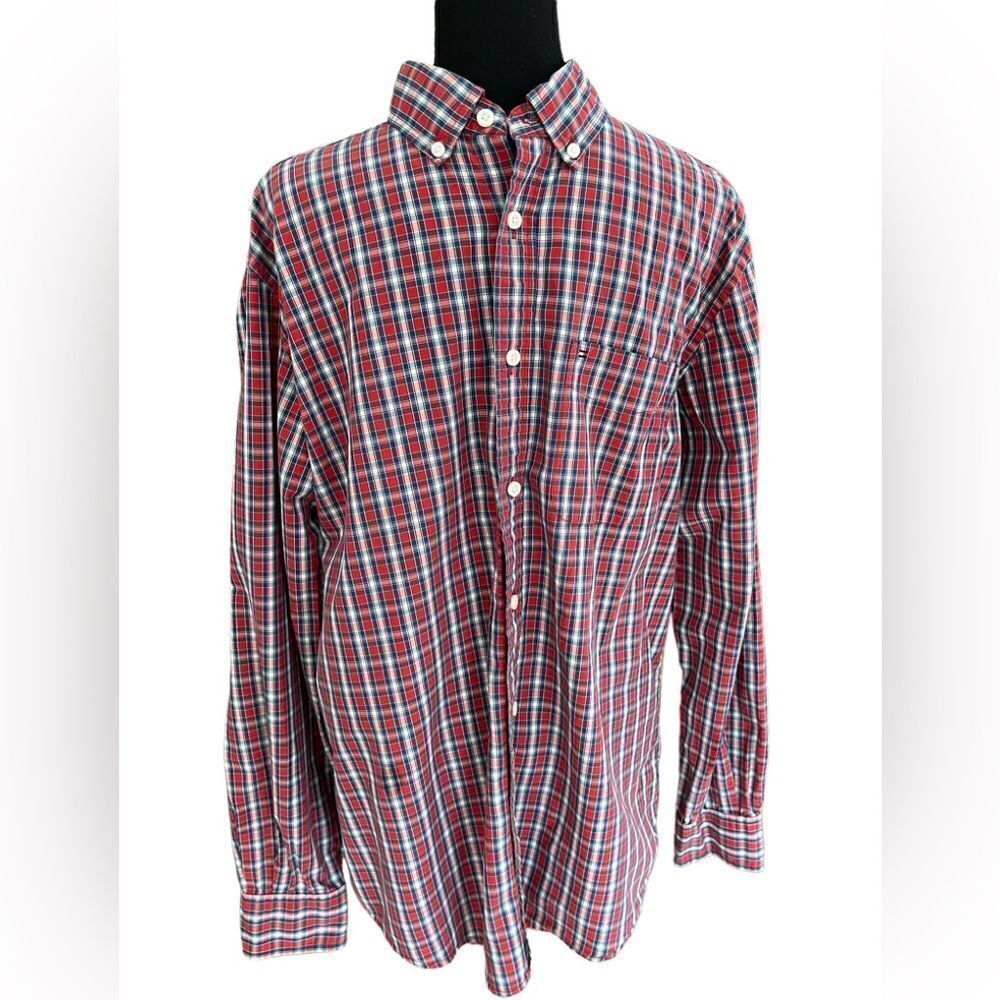Tommy Hilfiger red plaid 100% cotton button down shirt size M